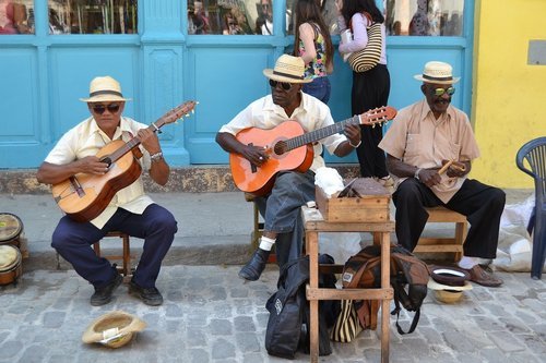 Géneros caribeños: entre el baile y lo urbano